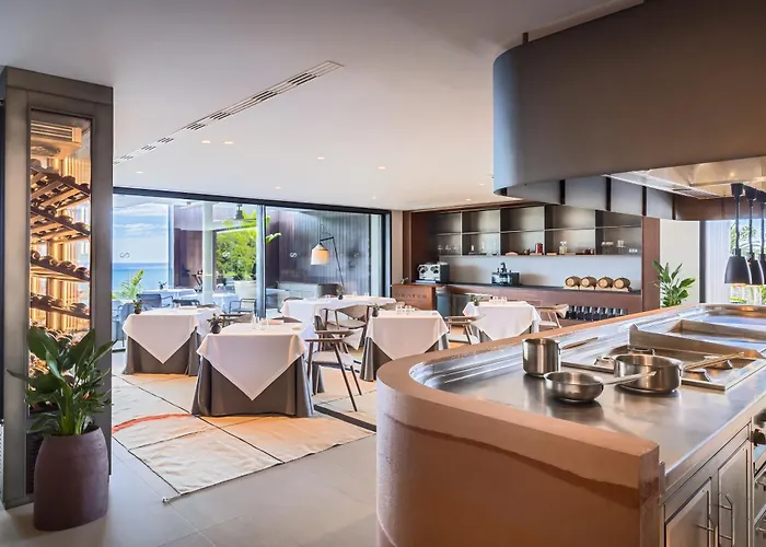 Royal Hideaway Corales Адехе