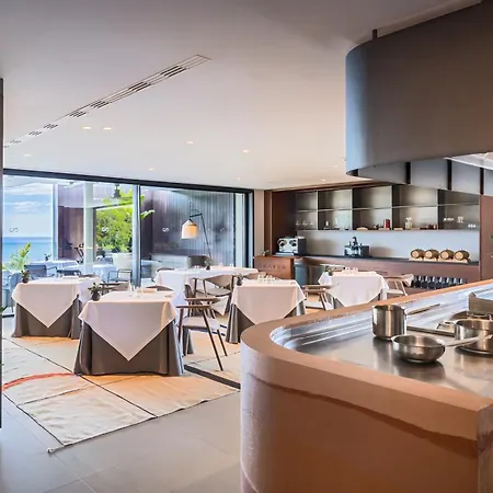 Royal Hideaway Corales Адехе