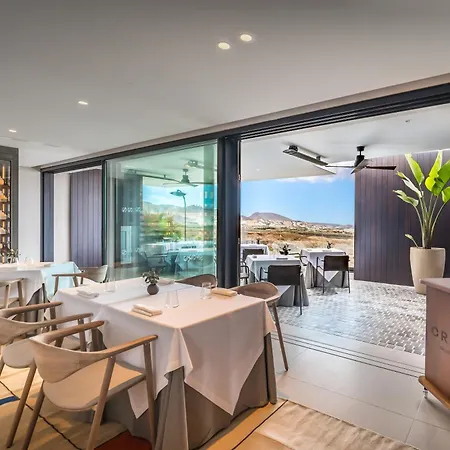 Отель Royal Hideaway Corales 5*